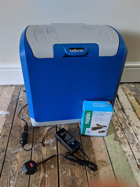 electric cool box halfords|Halfords 24 litre cooling box.